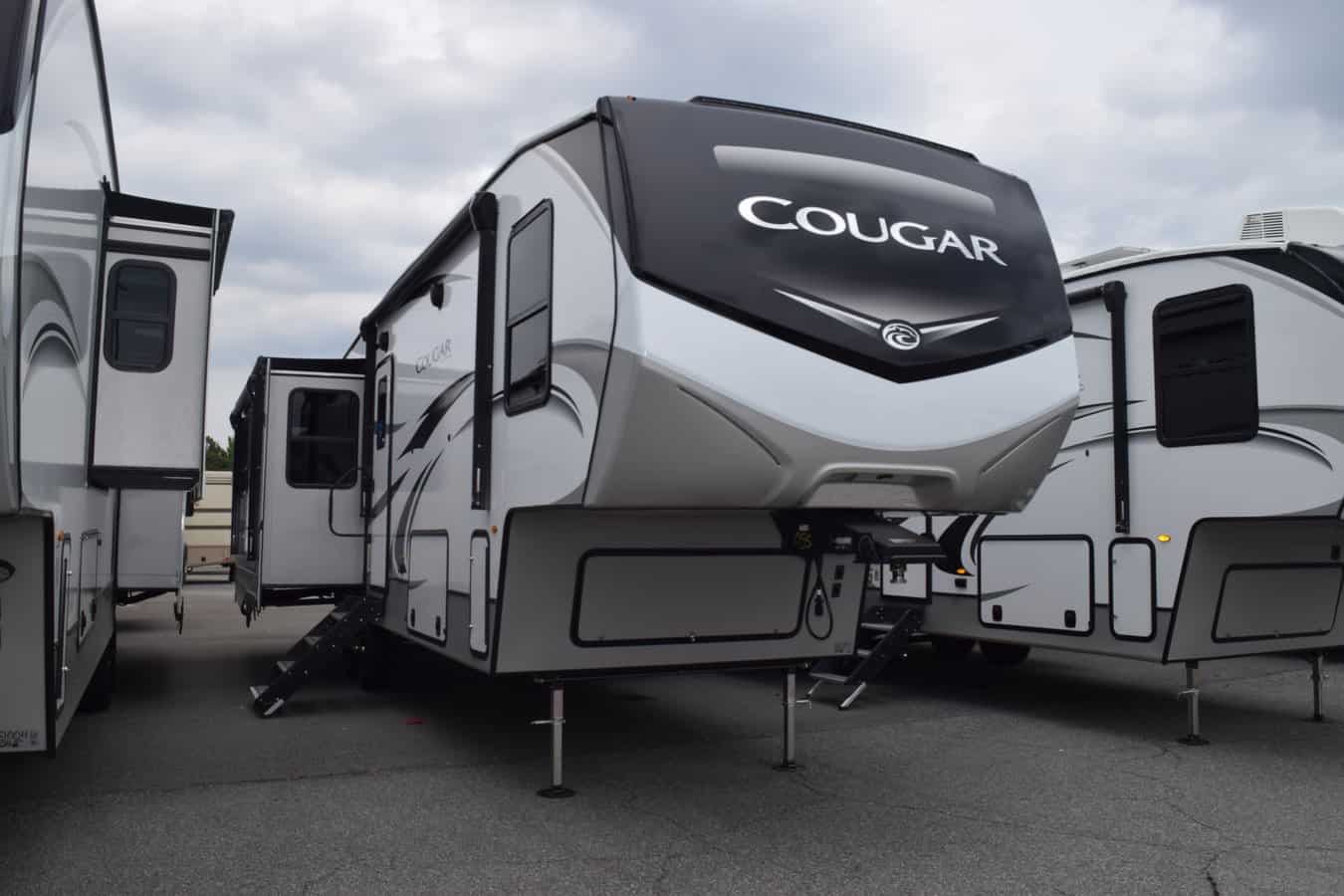 NEW 2022 Keystone COUGAR 316RLS