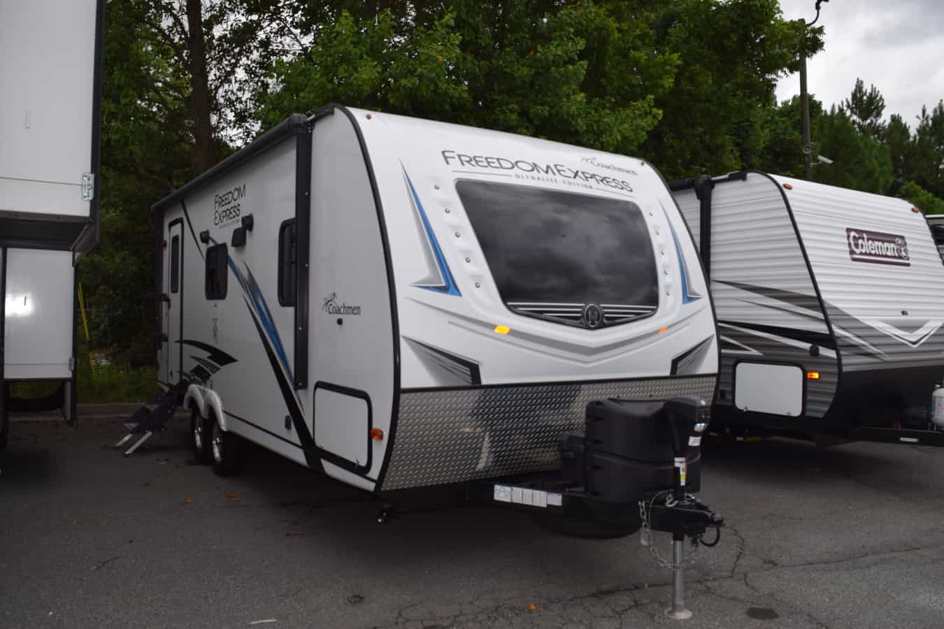 USED 2020 Coachmen FREEDOM EXPRESS 204RD