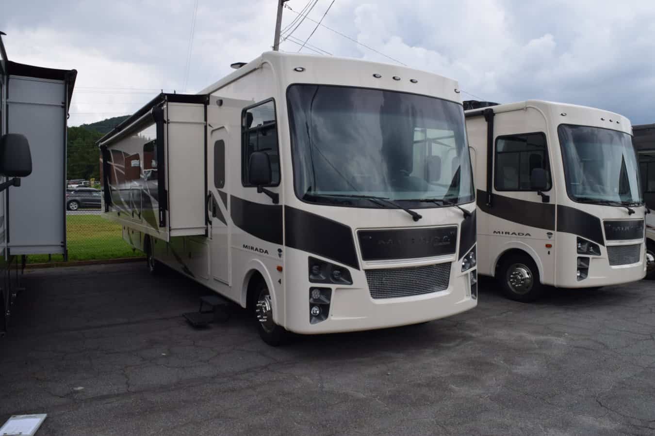 2023 Coachmen Mirada 35os