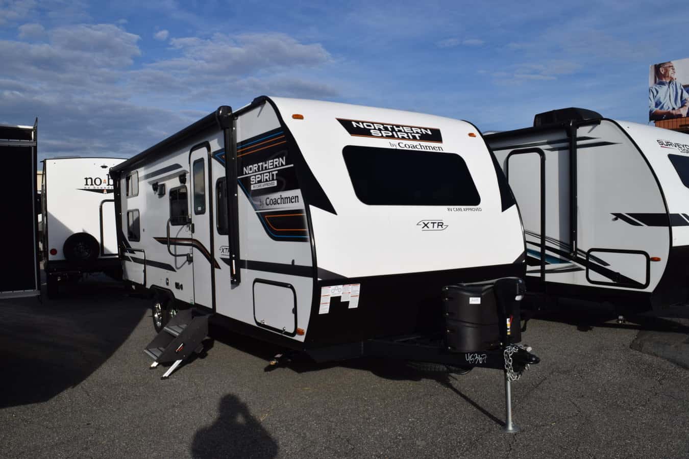 NEW 2023 Forest River COACHMEN SPIRIT 2146BHX XTR