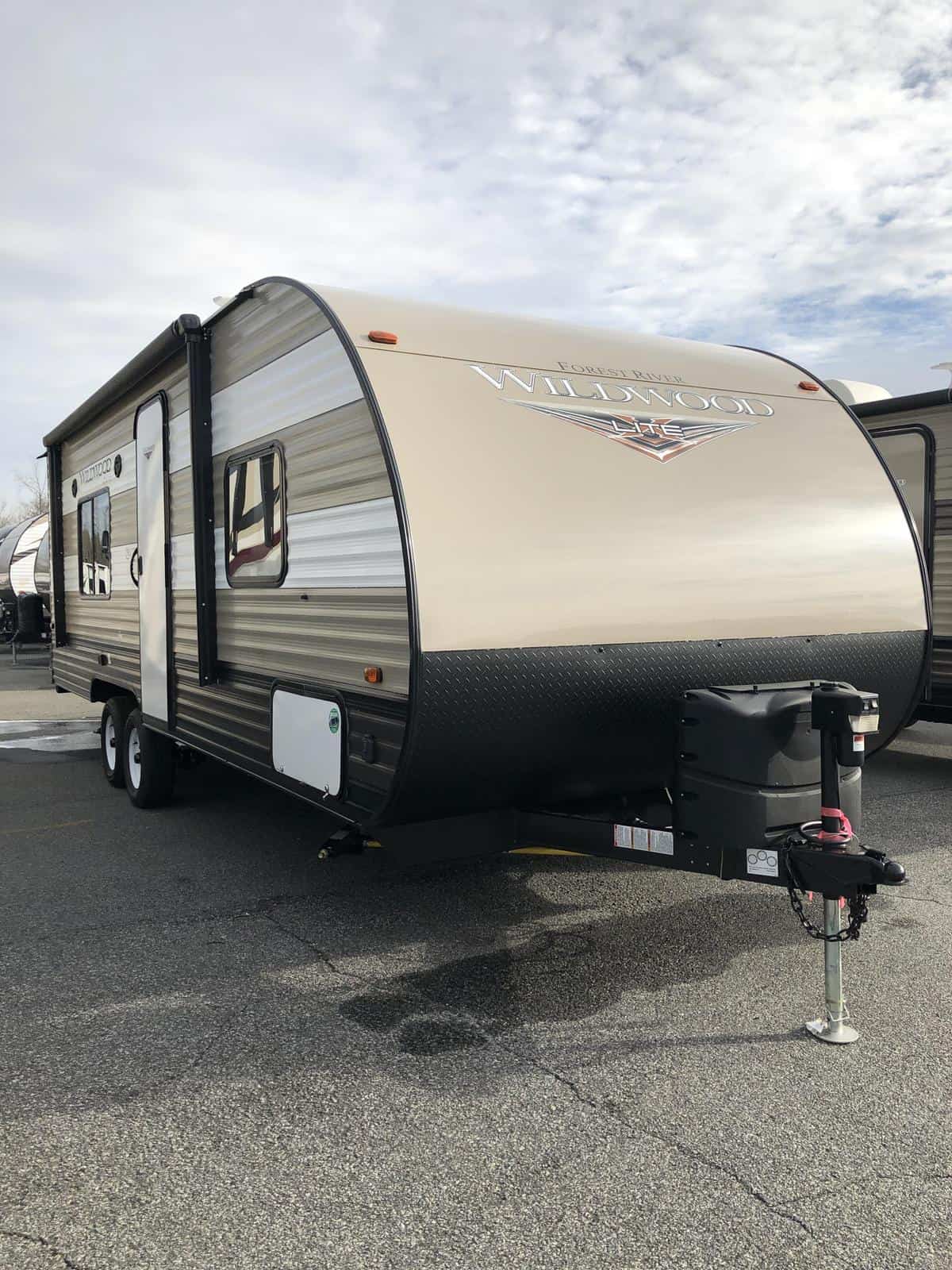 NEW 2019 Forest river Wildwood 241QBXL
