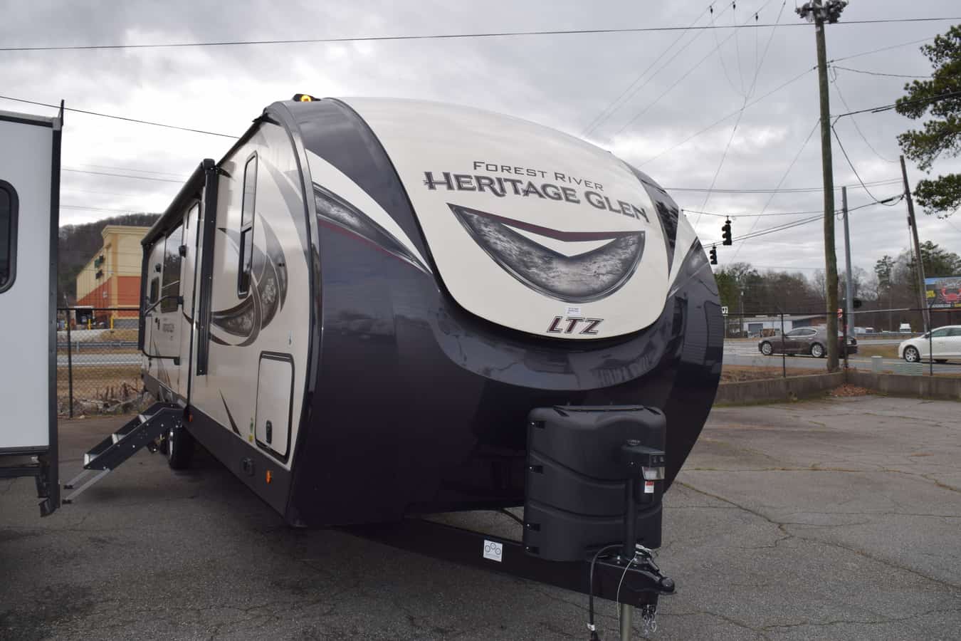 NEW 2019 Forest river Heritage glen 283RK