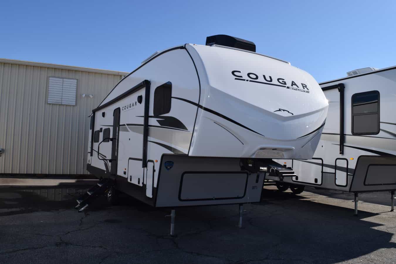 NEW 2023 Keystone COUGAR 2700BH SPORT