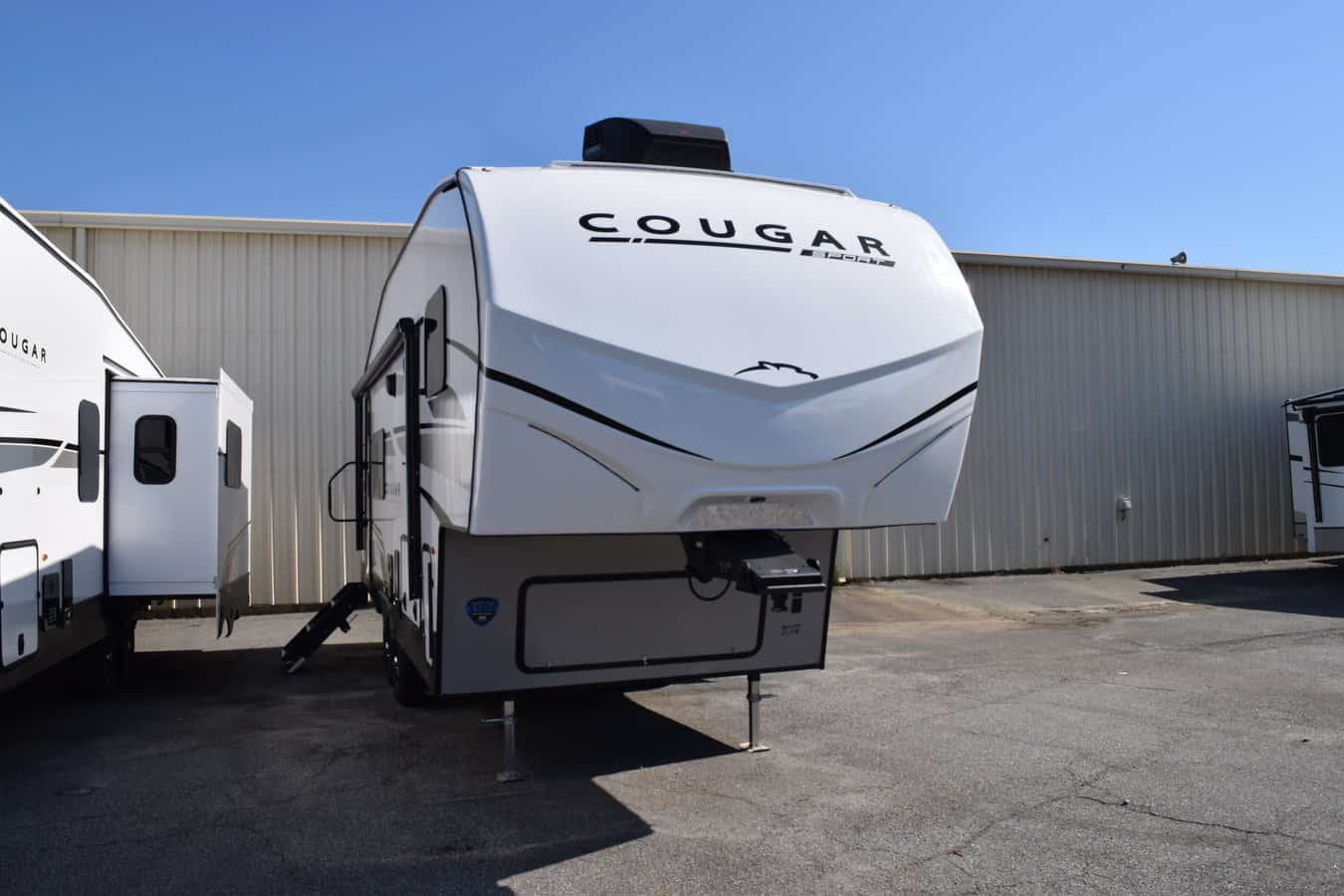 NEW 2023 Keystone COUGAR 2100RK SPORT