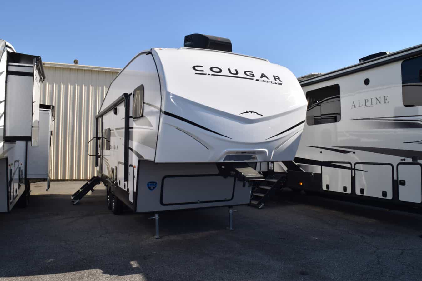 NEW 2023 Keystone COUGAR 2100RK SPORT