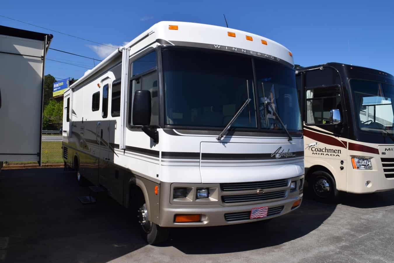 USED 2001 Winnebago WINNEBAGO 32V ADVENTURER