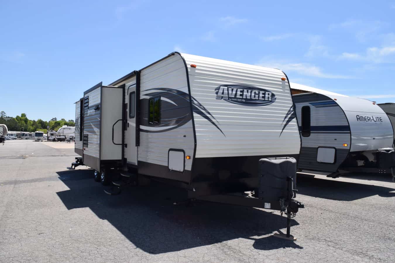 USED 2017 Prime Time AVENGER 34DQB