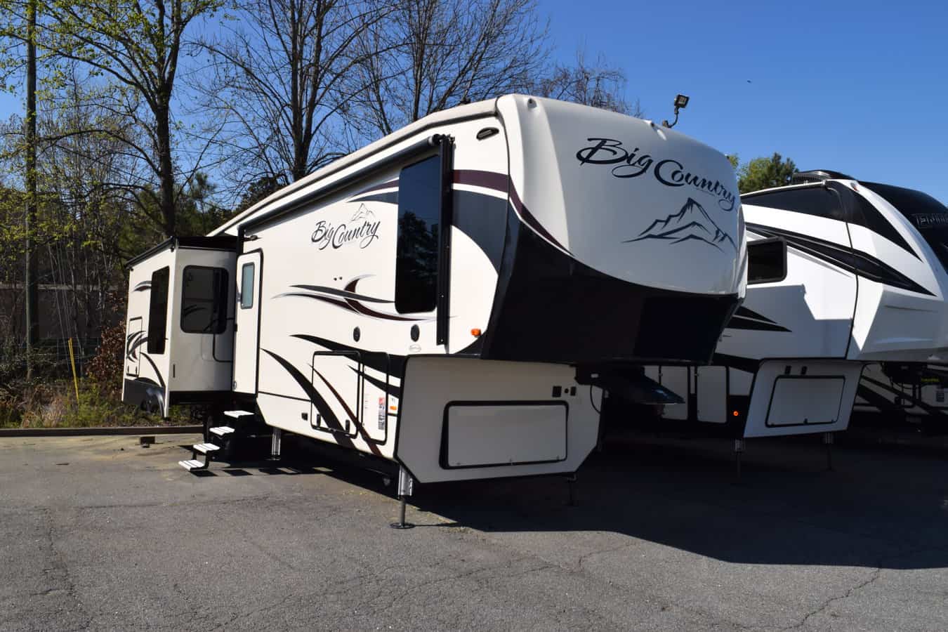 USED 2018 Heartland BIG COUNTRY 3100QSCK