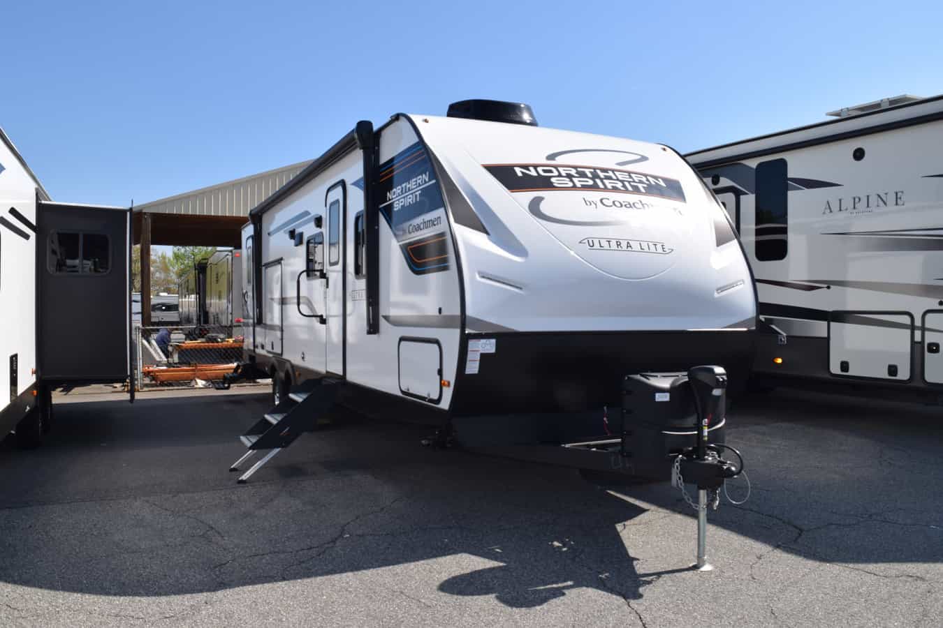 NEW 2023 Forest River COACHMEN SPIRIT 2963BH