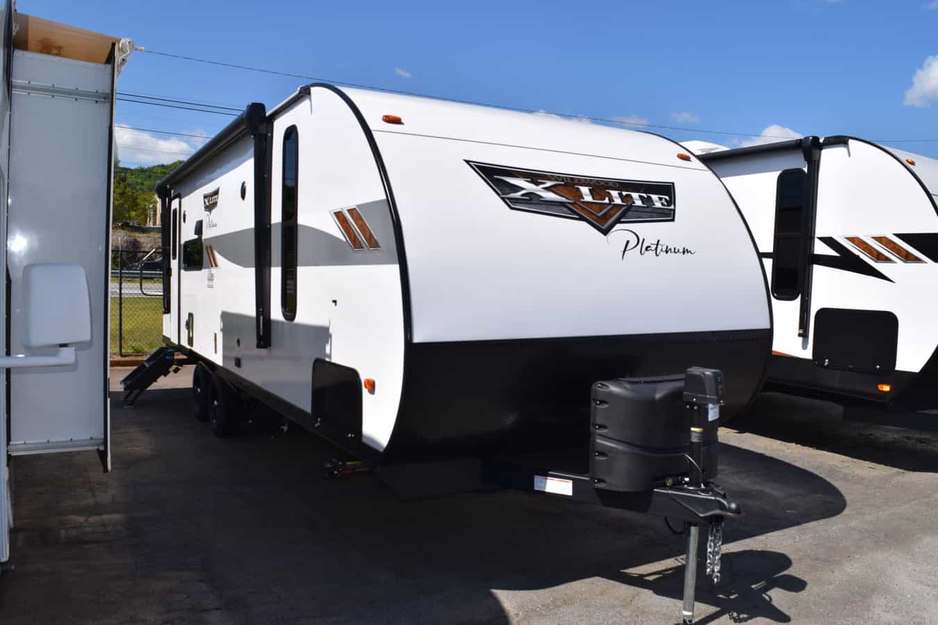 NEW 2023 Forest River WILDWOOD 24RLXLX