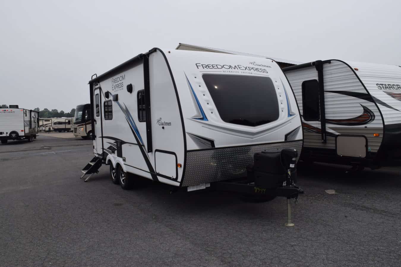 USED 2021 Coachmen FREEDOM EXPRESS 192RBS