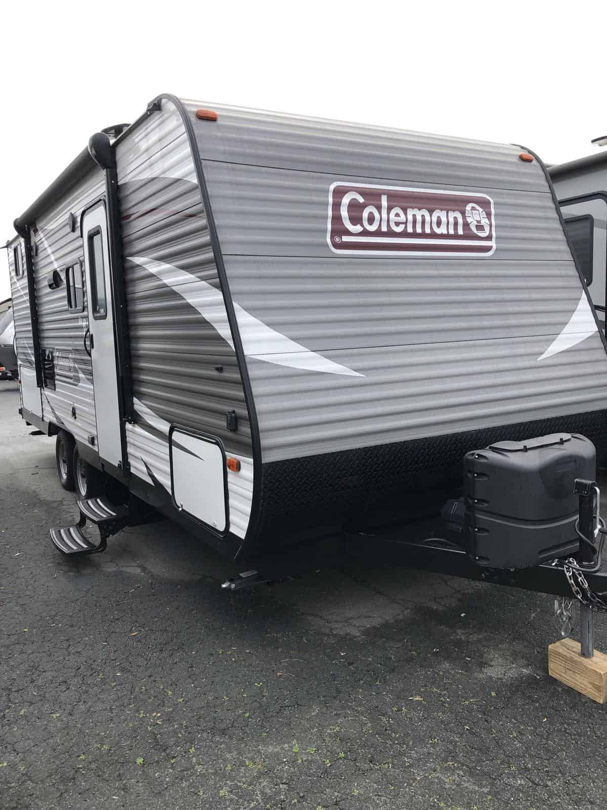 USED 2018 Coleman rv Coleman 215BH