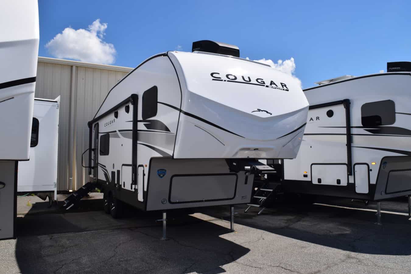 NEW 2024 Keystone COUGAR 2100RK SPORT