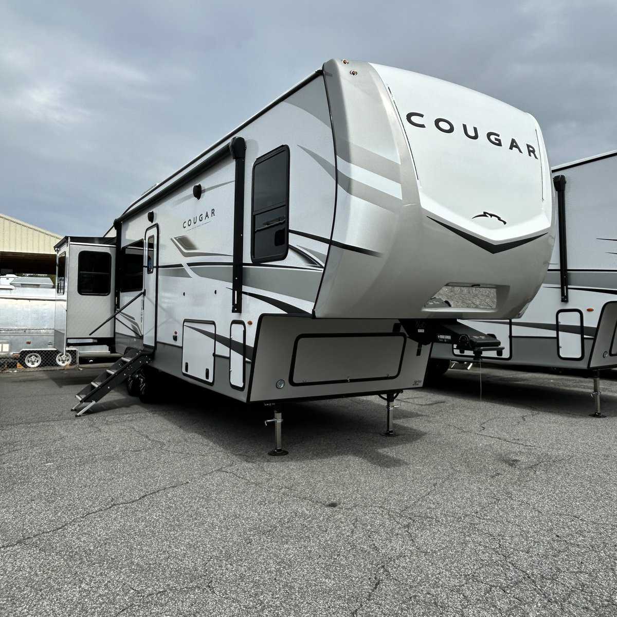 NEW 2024 Keystone COUGAR 320RDS