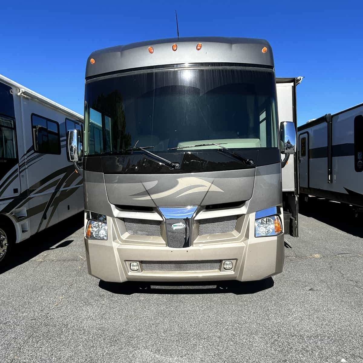 USED 2008 Winnebago ITASCA 38T