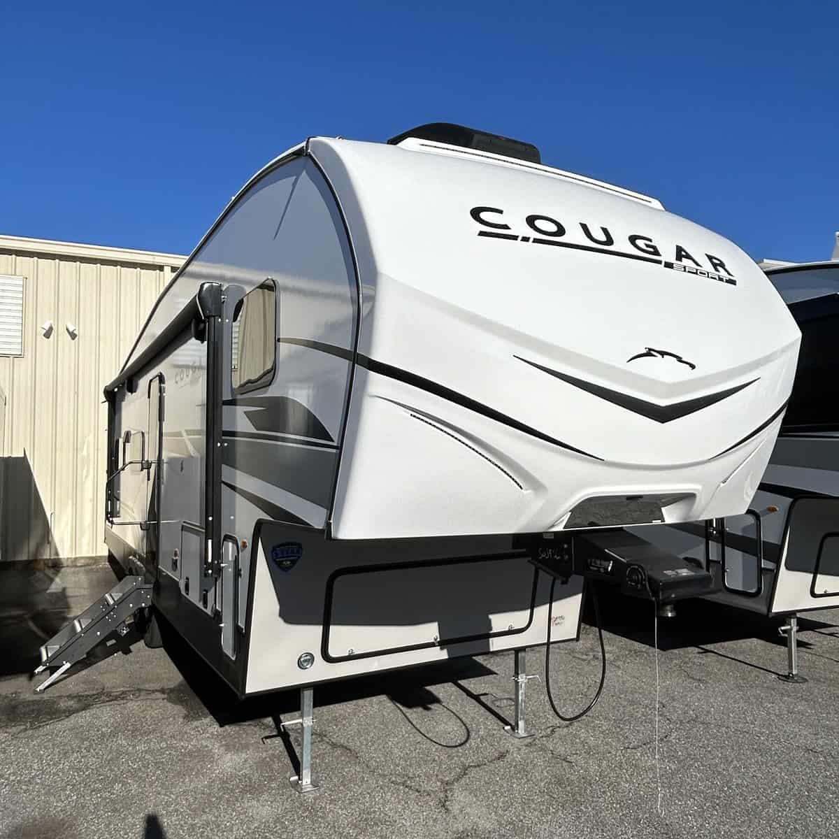 NEW 2024 Keystone COUGAR 2700BH SPORT