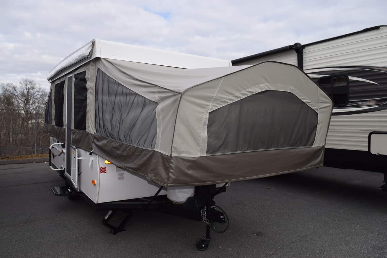 USED 2016 Forest river Flagstaff 227