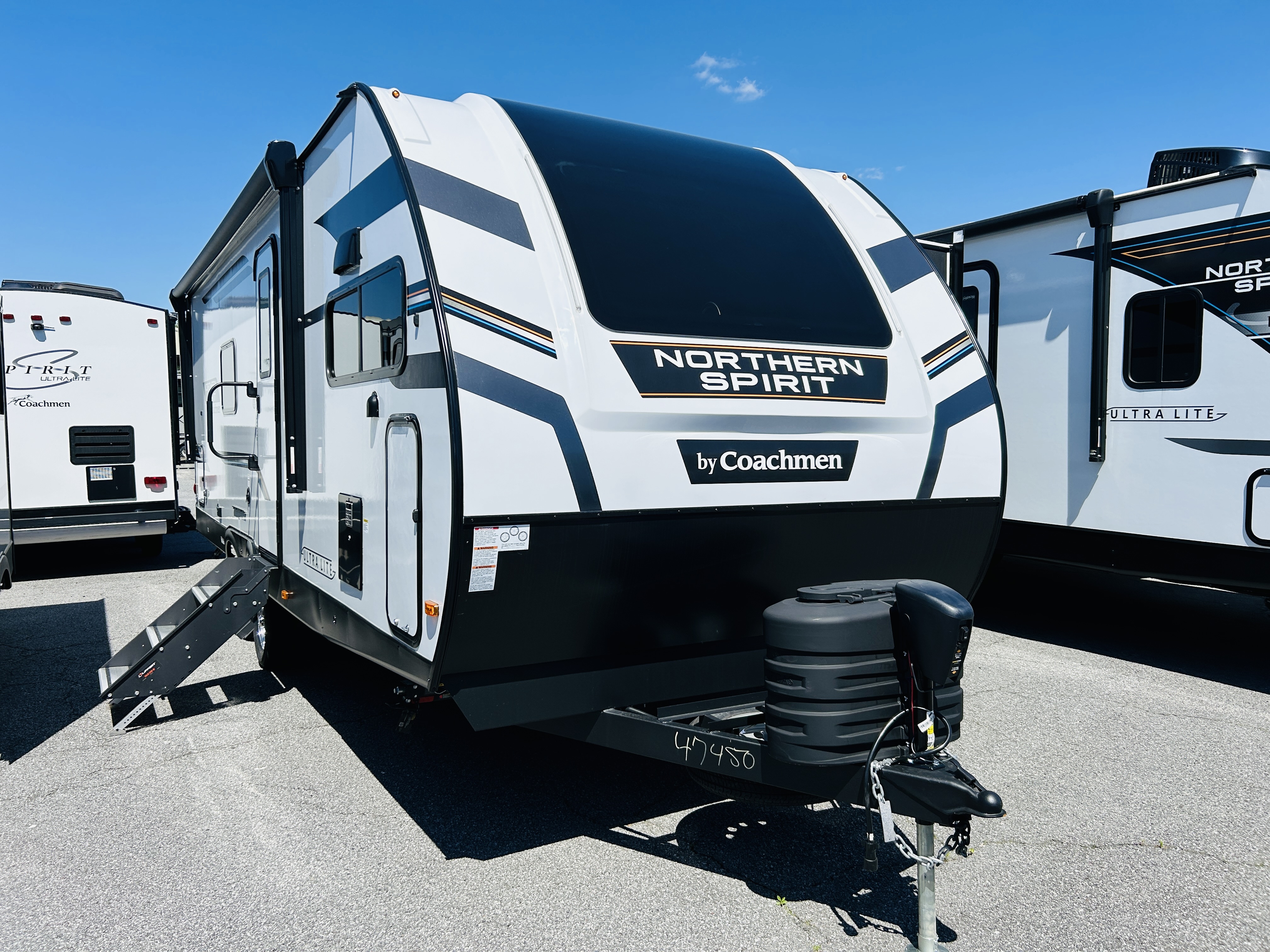 NEW 2024 Forest River COACHMEN SPIRIT 2565FK