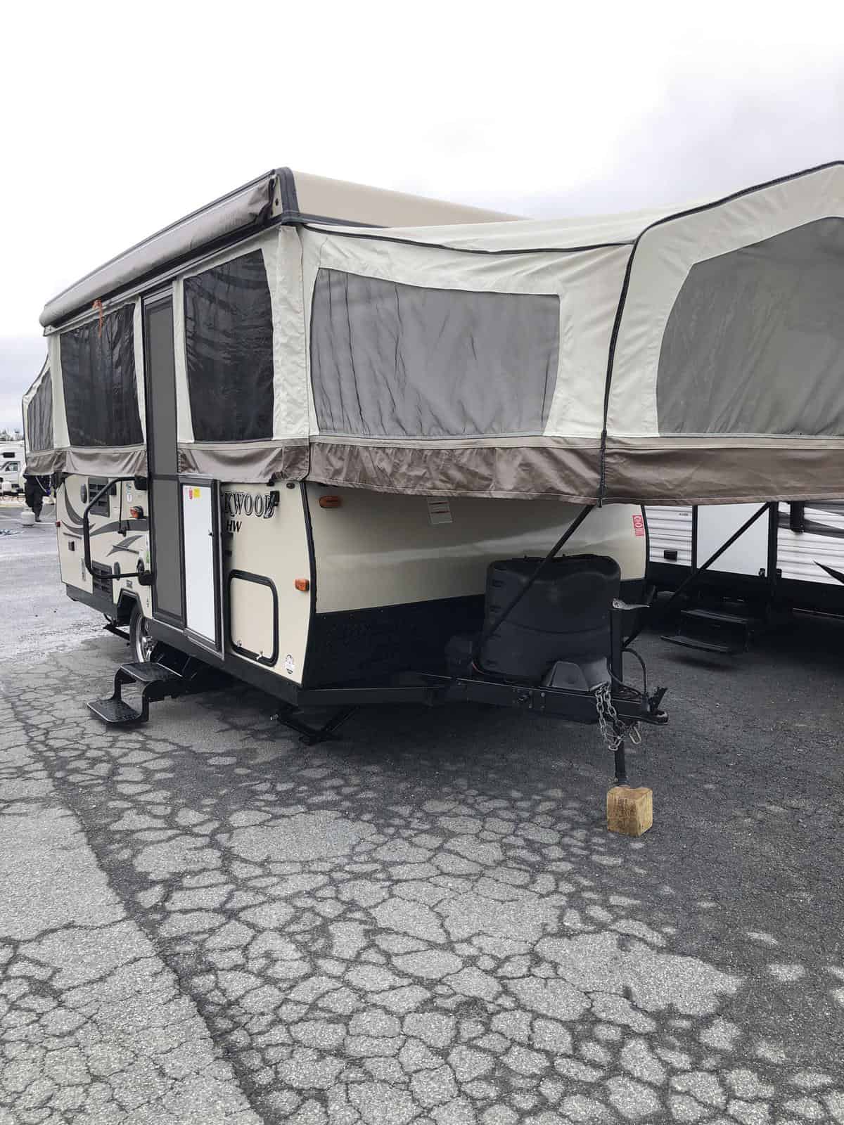 USED 2016 Rockwood HW 276