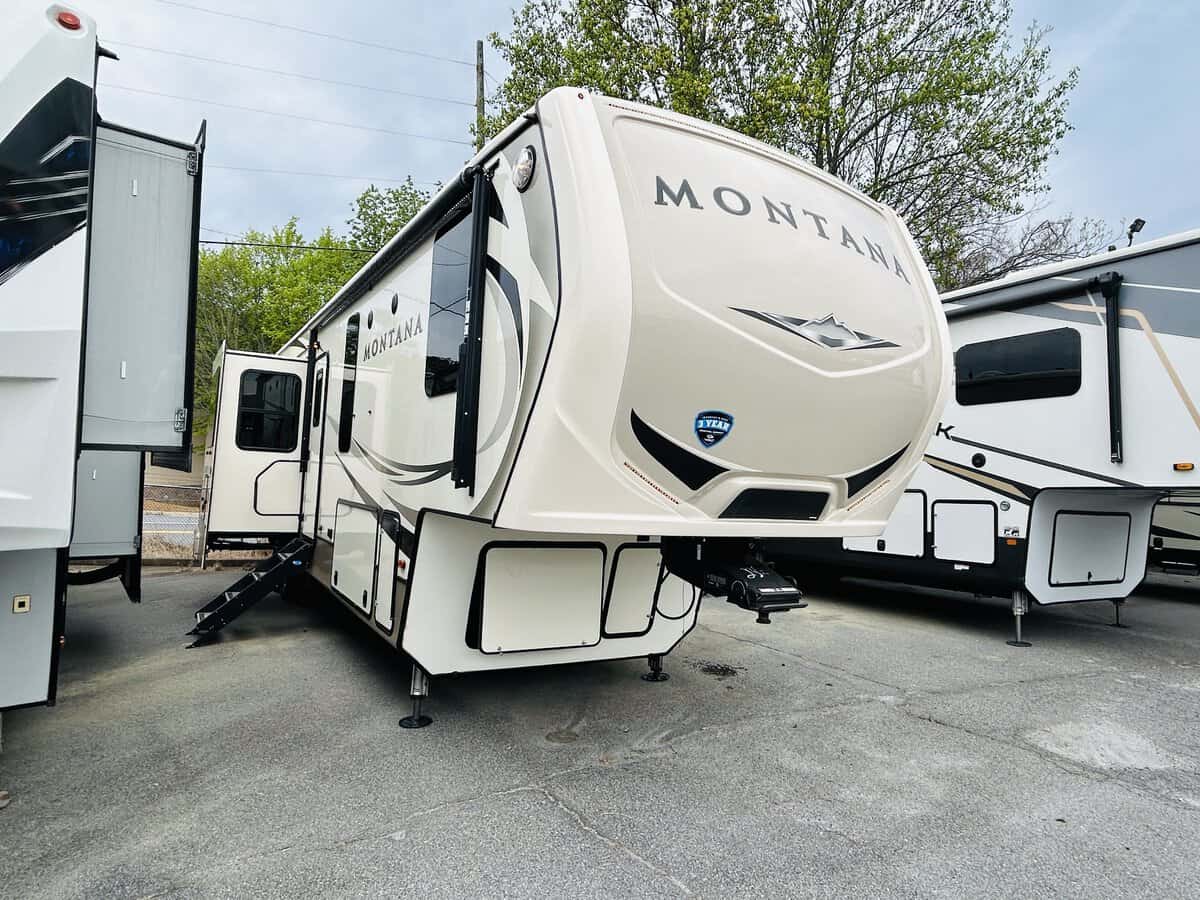 USED 2019 Keystone MONTANA 3791RD