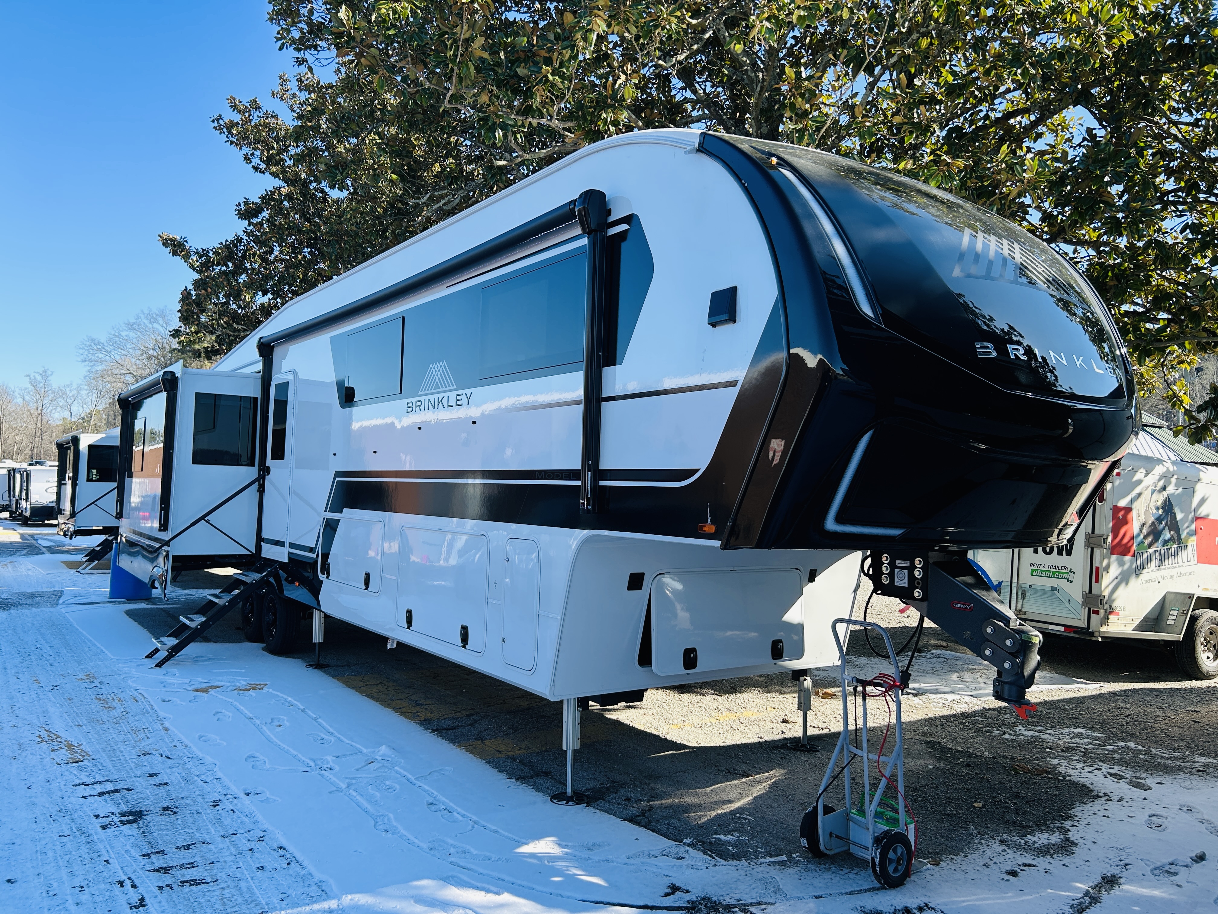 NEW 2025 Brinkley MODEL Z 3610