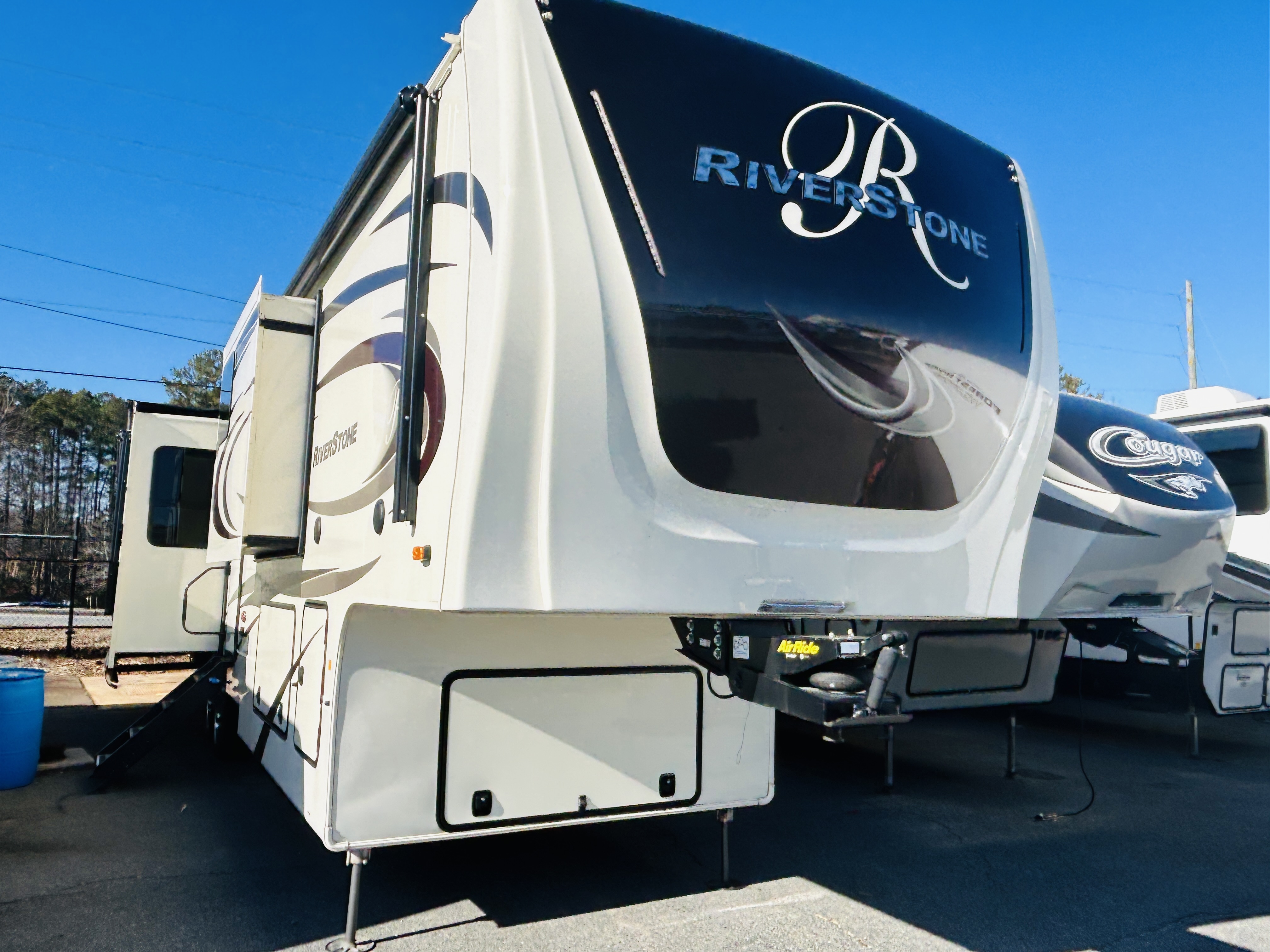 USED 2020 Forest River RIVERSTONE 39RKFB