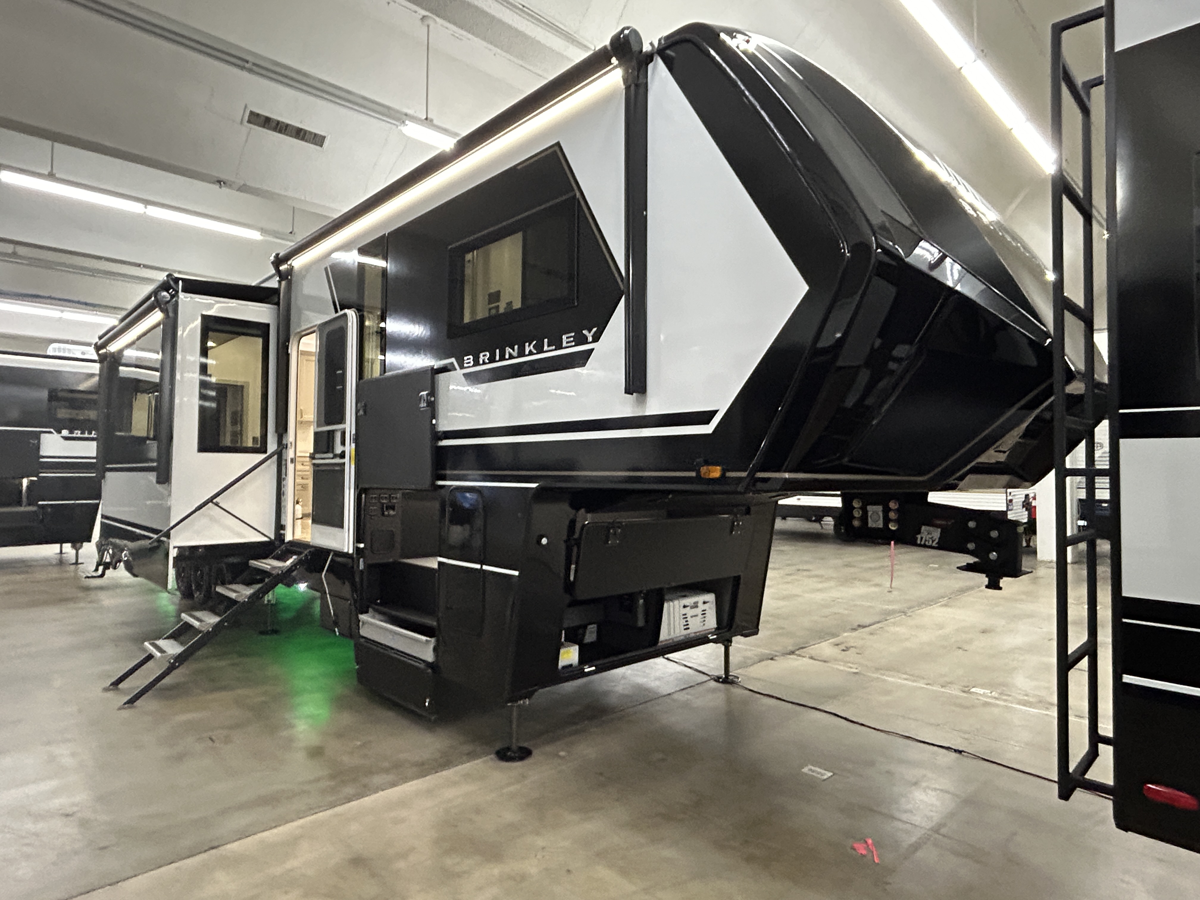 NEW 2025 Brinkley MODEL G 3970