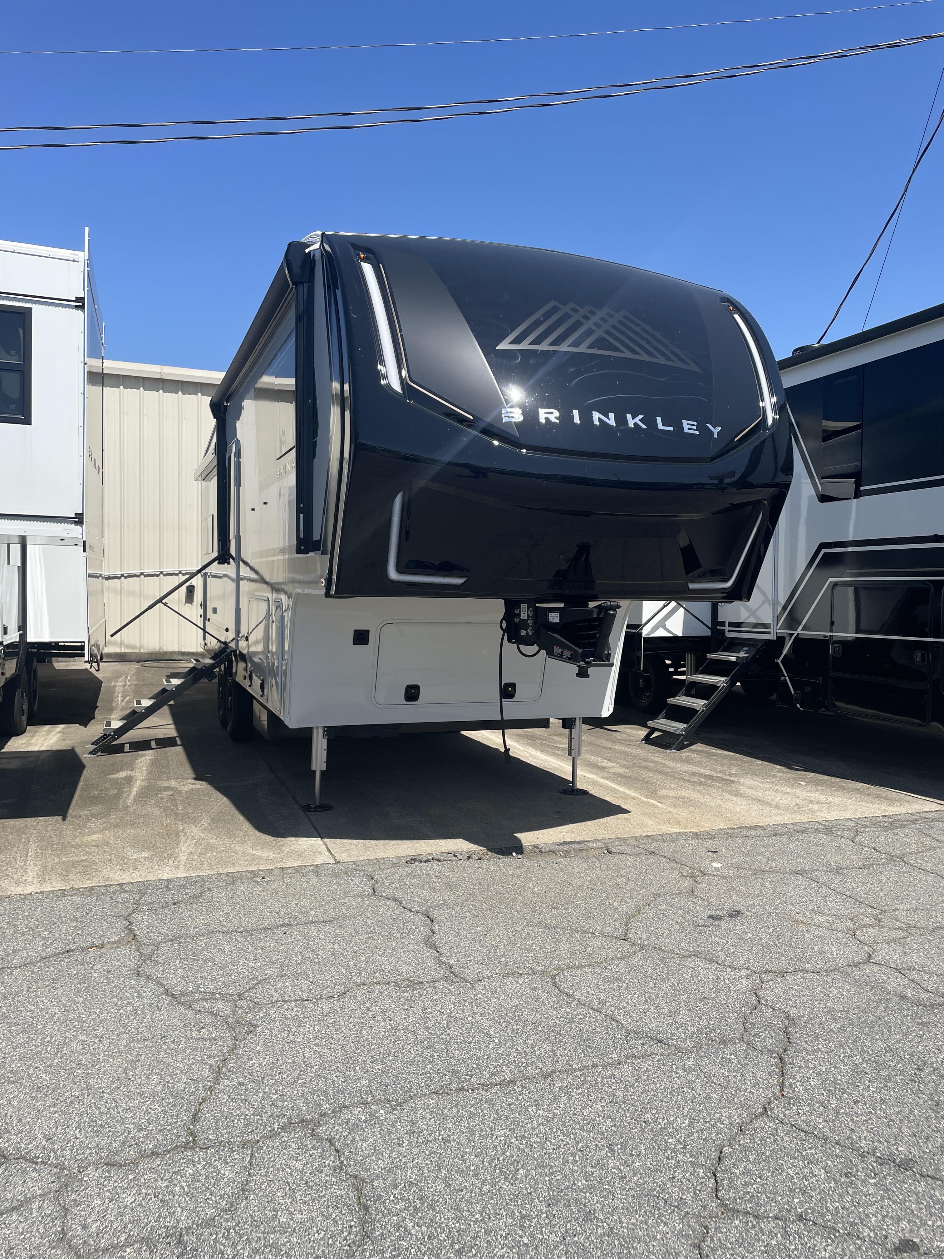 NEW 2025 Brinkley MODEL Z 2670