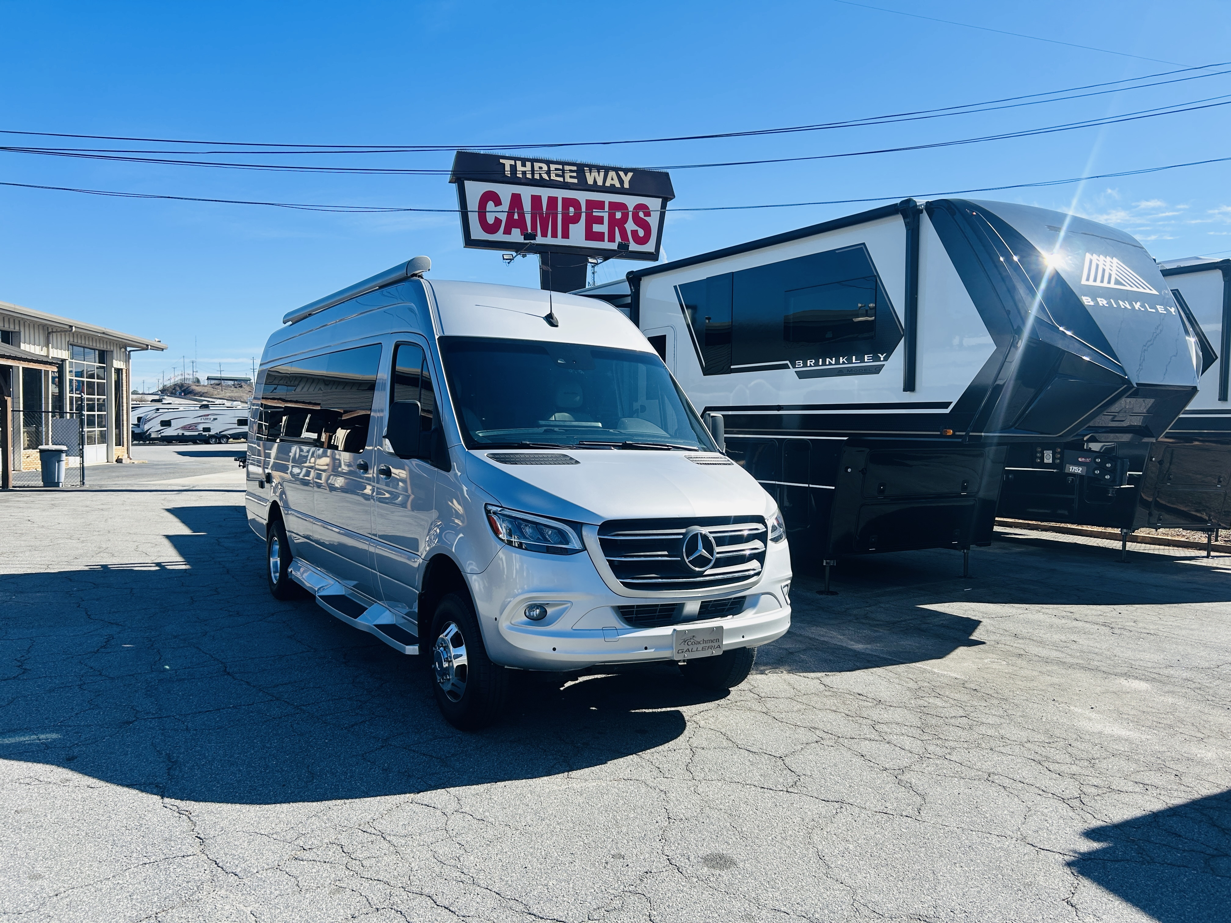 USED 2021 Coachmen GALLERIA 24A