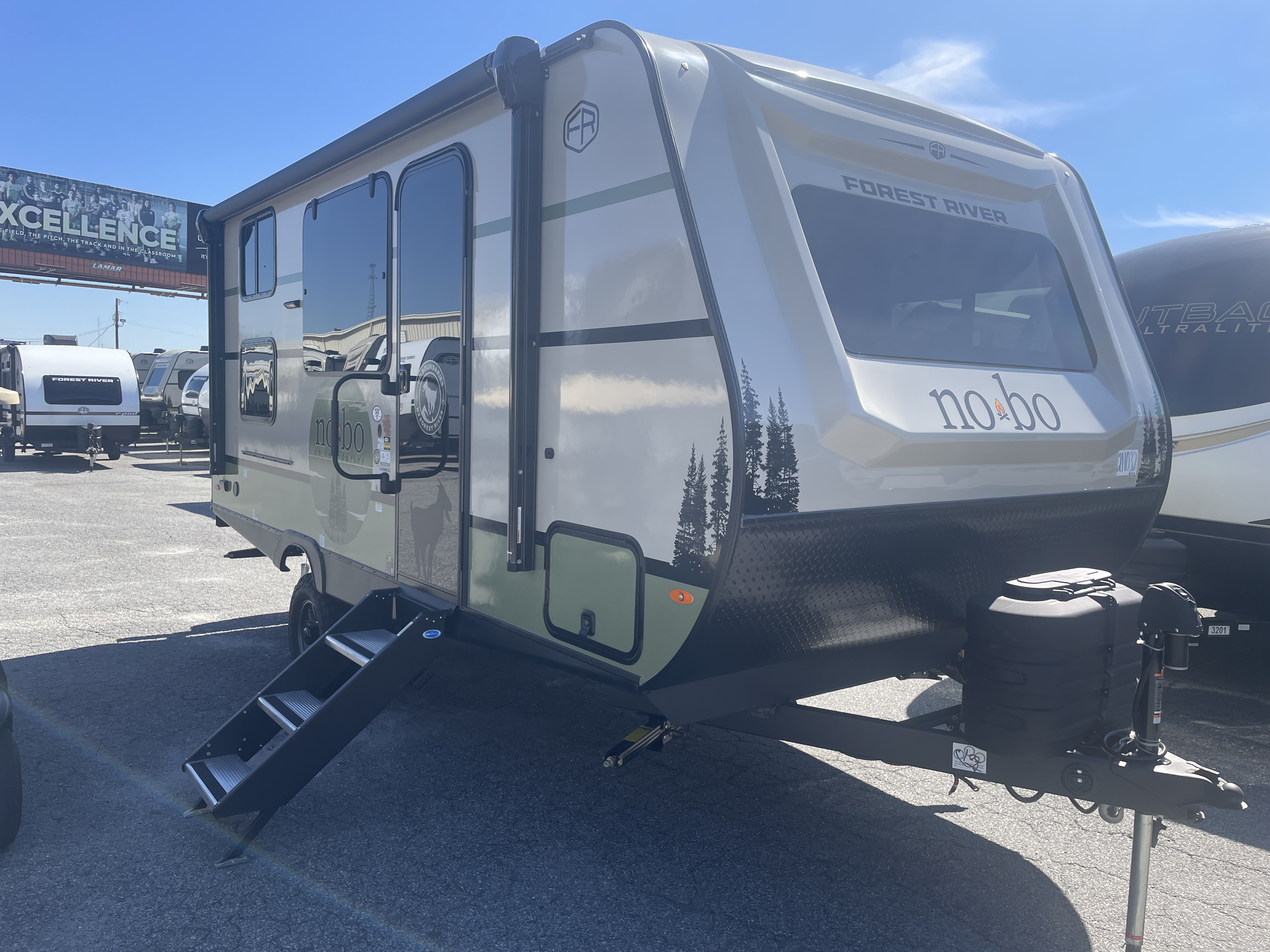 NEW 2025 Forest River NO BOUNDARIES (NOBO) 18.7