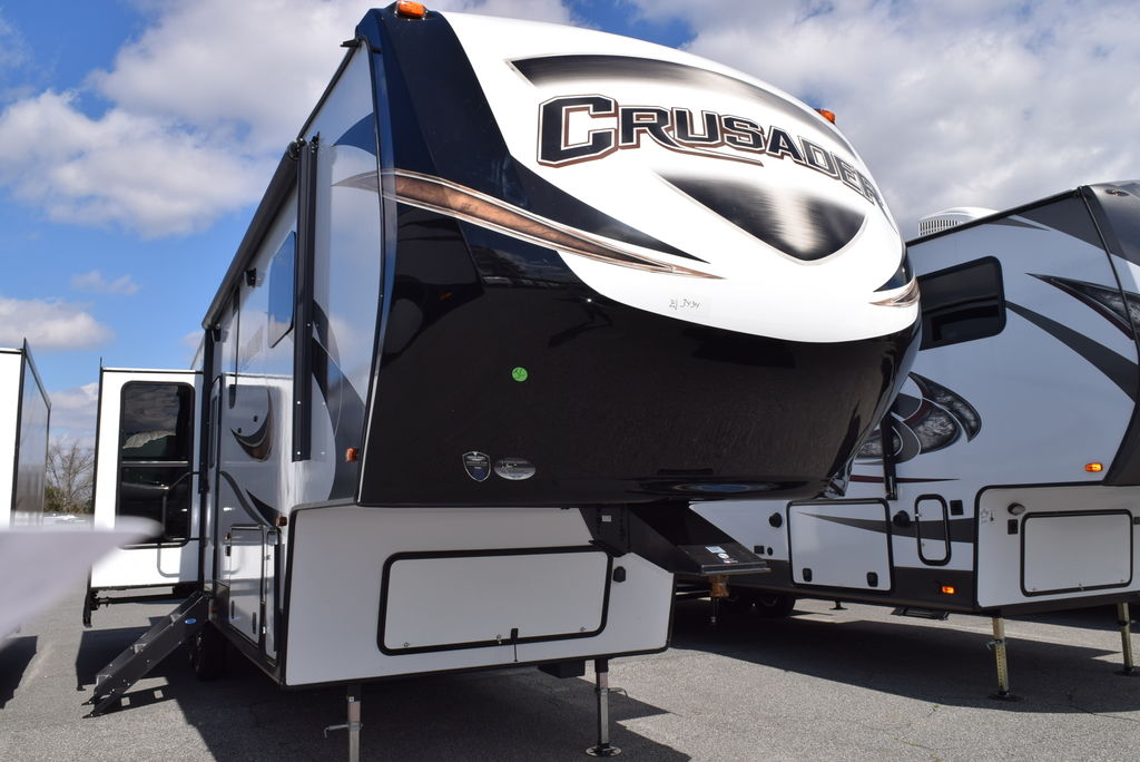 2019 PRIME TIME CRUSADER 341RST