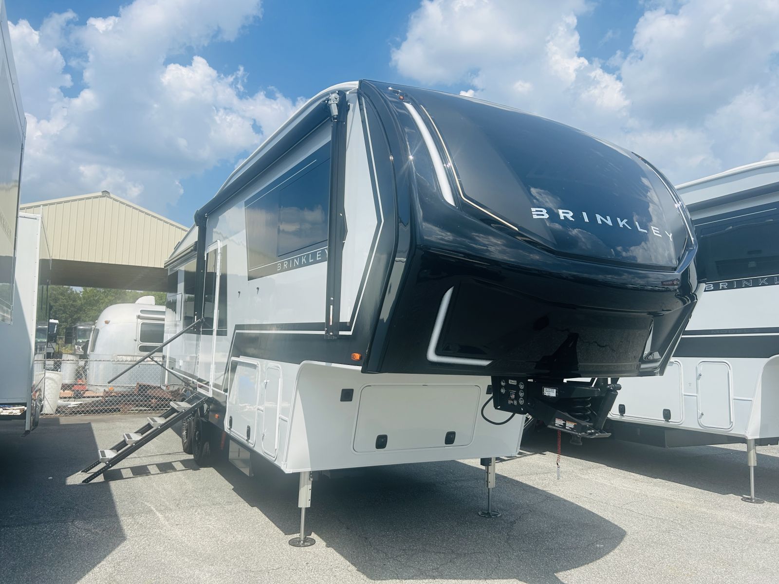 NEW 2026 Brinkley MODEL Z 2680 - Three Way Campers
