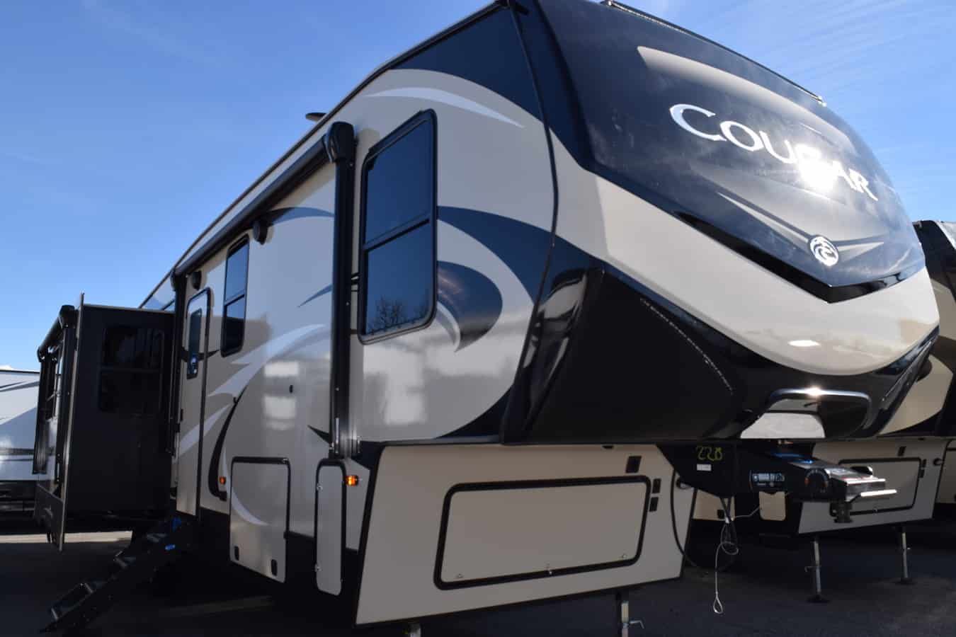 NEW 2019 Keystone COUGAR 369BHS