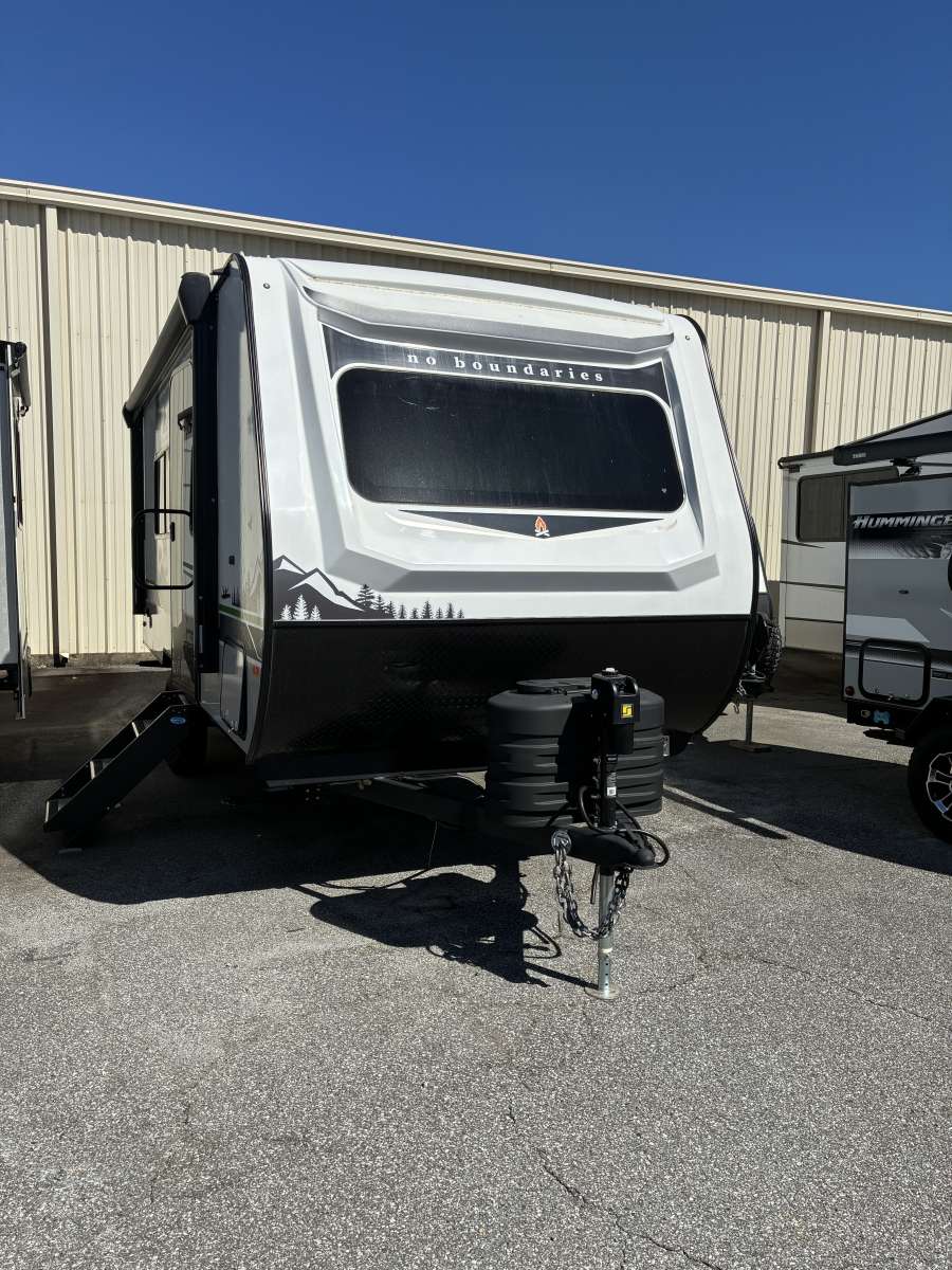 USED 2024 Forest River NO BOUNDRIES 19.2 - Three Way Campers