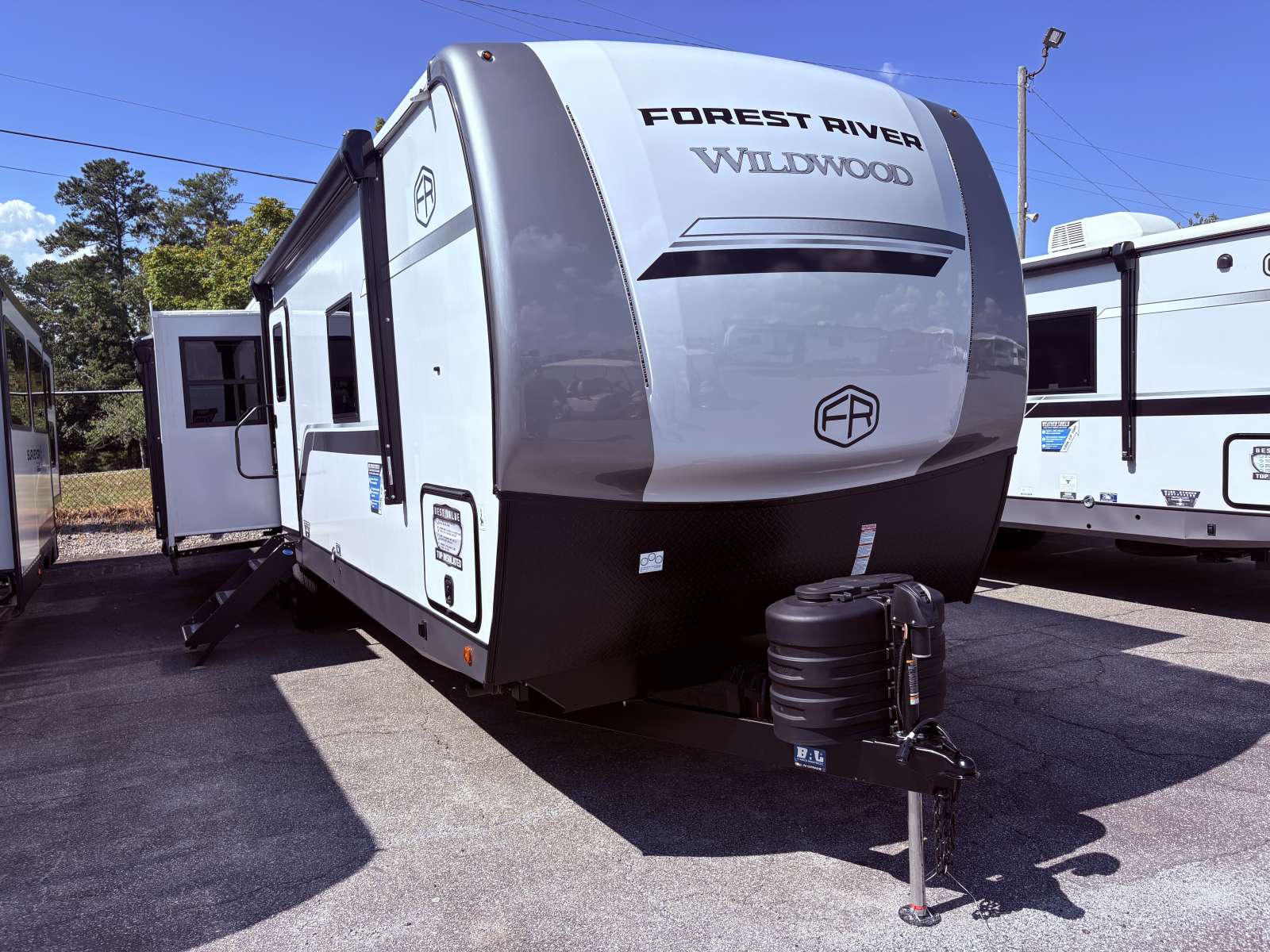 NEW 2026 Forest River HERITAGE GLEN 308RL - Three Way Campers