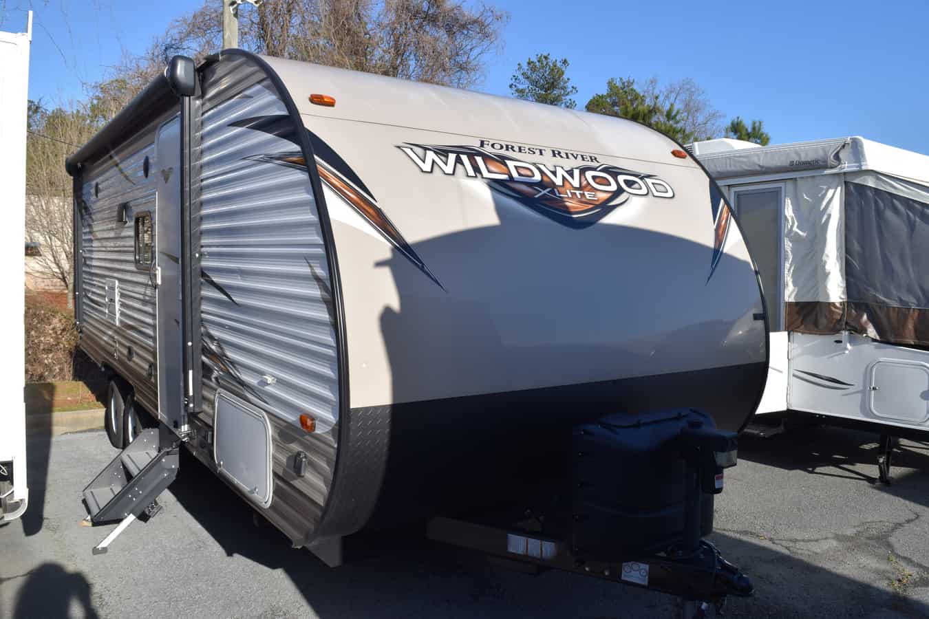 USED 2018 Forest River WILDWOOD 230BH