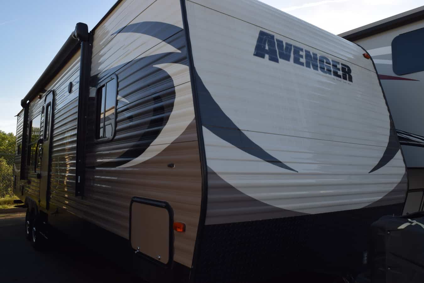 USED 2015 Prime Time AVENGER AVT28RKS