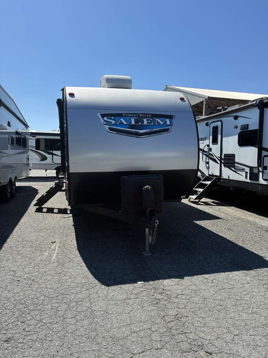USED 2022 Forest River SALEM 26DBUD - Three Way Campers