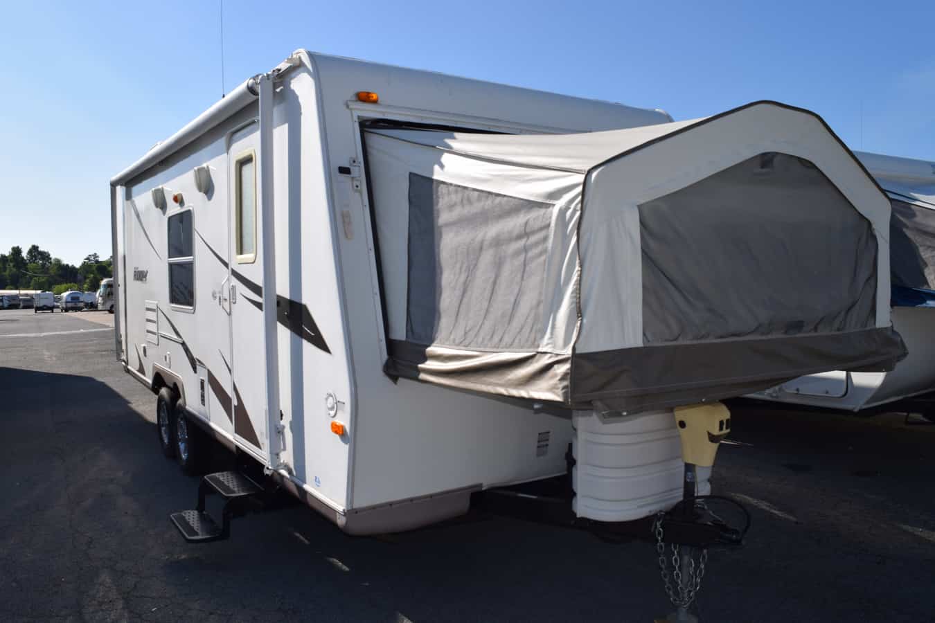 USED 2009 Rockwood ROCKWOOD ROO 233