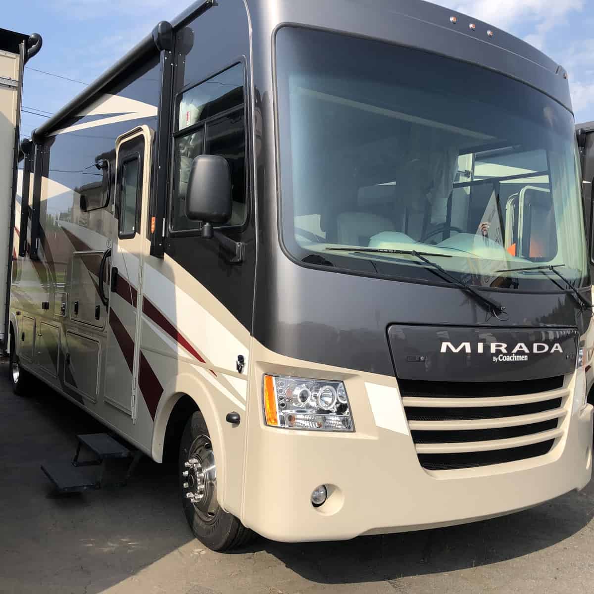 NEW 2020 Coachmen MIRADA 32 SS