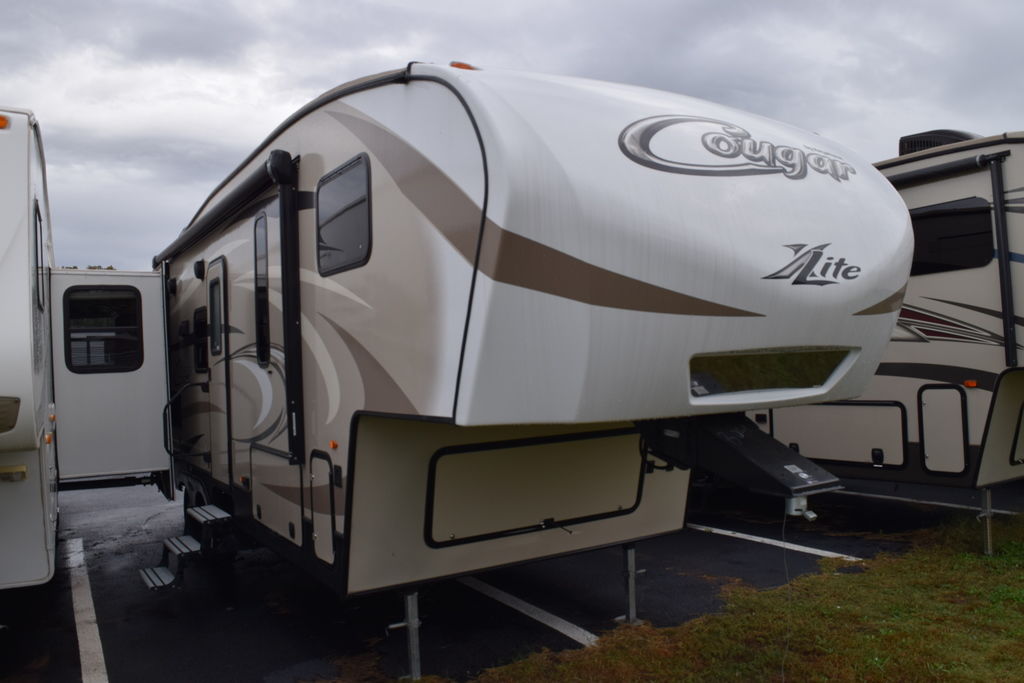 2017 Keystone RV COUGAR 25RES