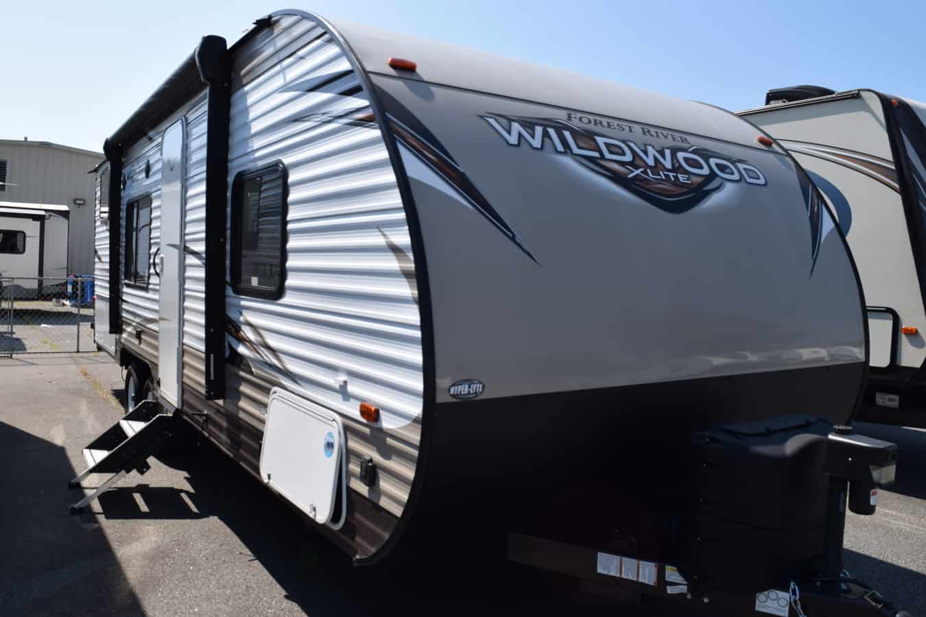 USED 2018 Forest River WILDWOOD 261BHXL