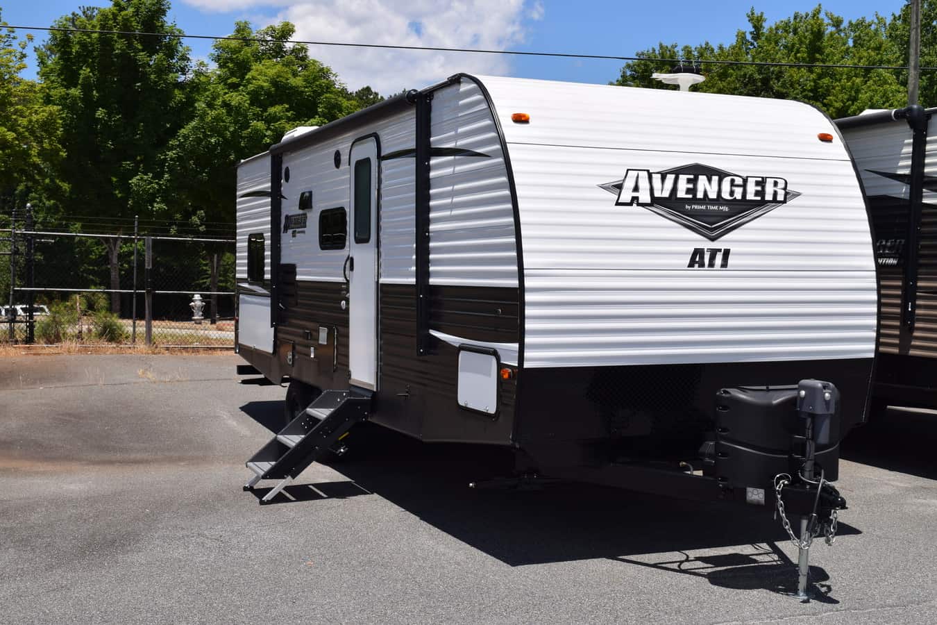 USED 2019 Prime Time AVENGER AVT24BHS