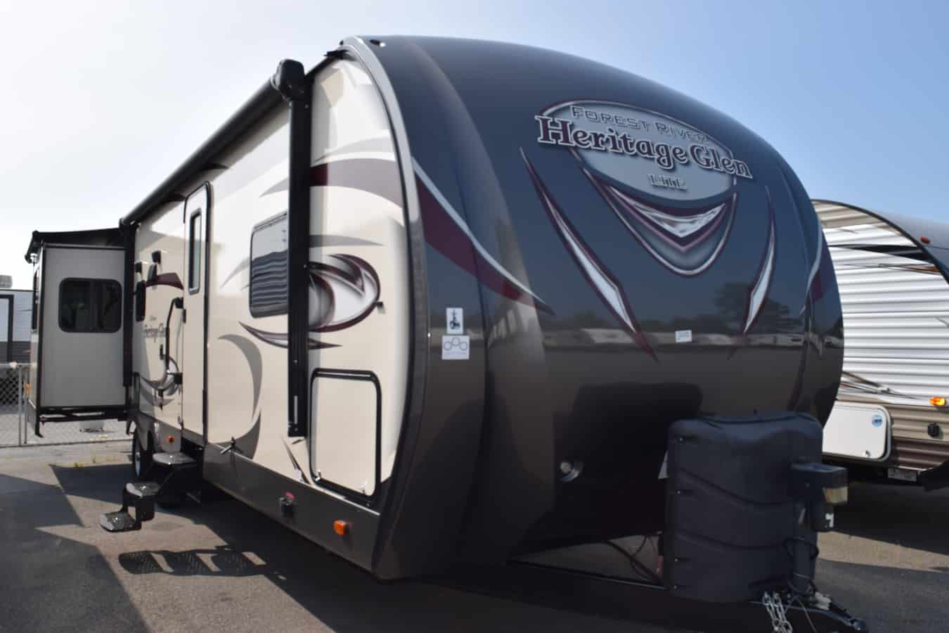 USED 2017 Forest River HERITAGE GLENN 299RE