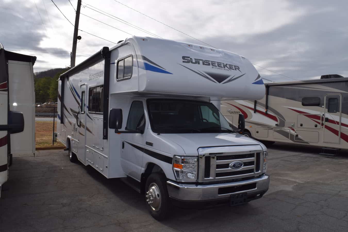 NEW 2020 Forest River SUNSEEKER 3050S