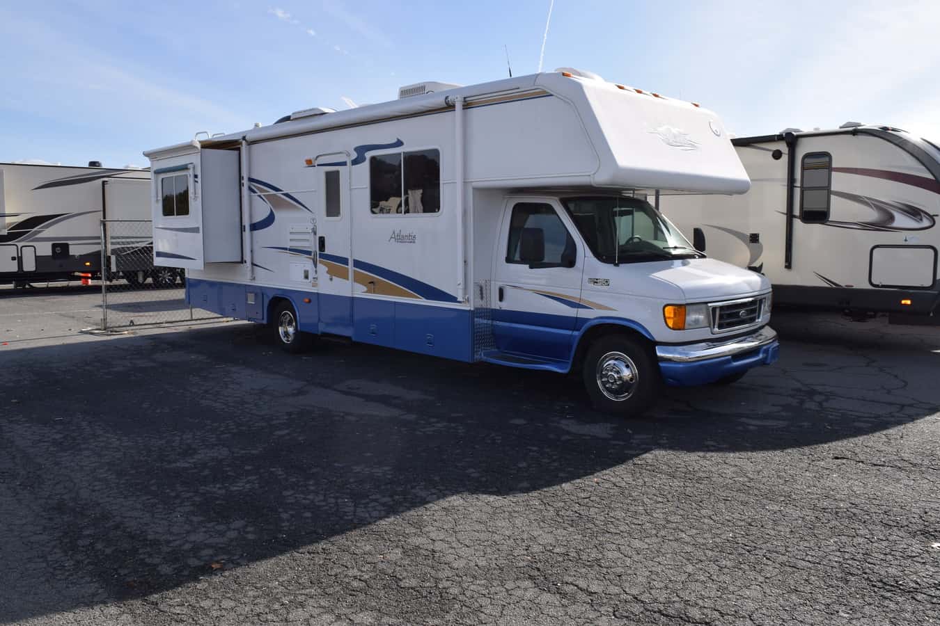 USED 2004 Holiday Rambler ATLANTIS 31PBS