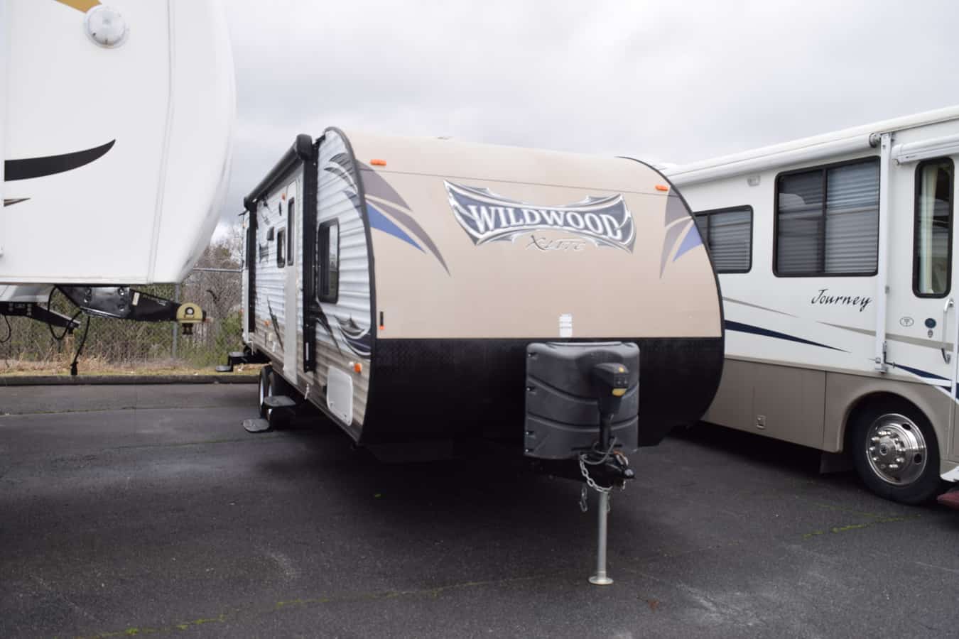 USED 2015 Forest River WILDWOOD 262BHXL