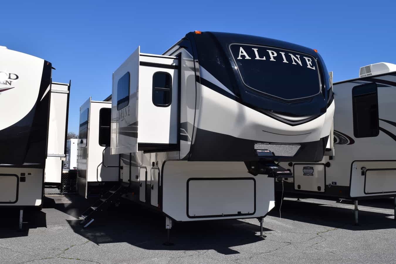 NEW 2020 Keystone ALPINE 3701FL