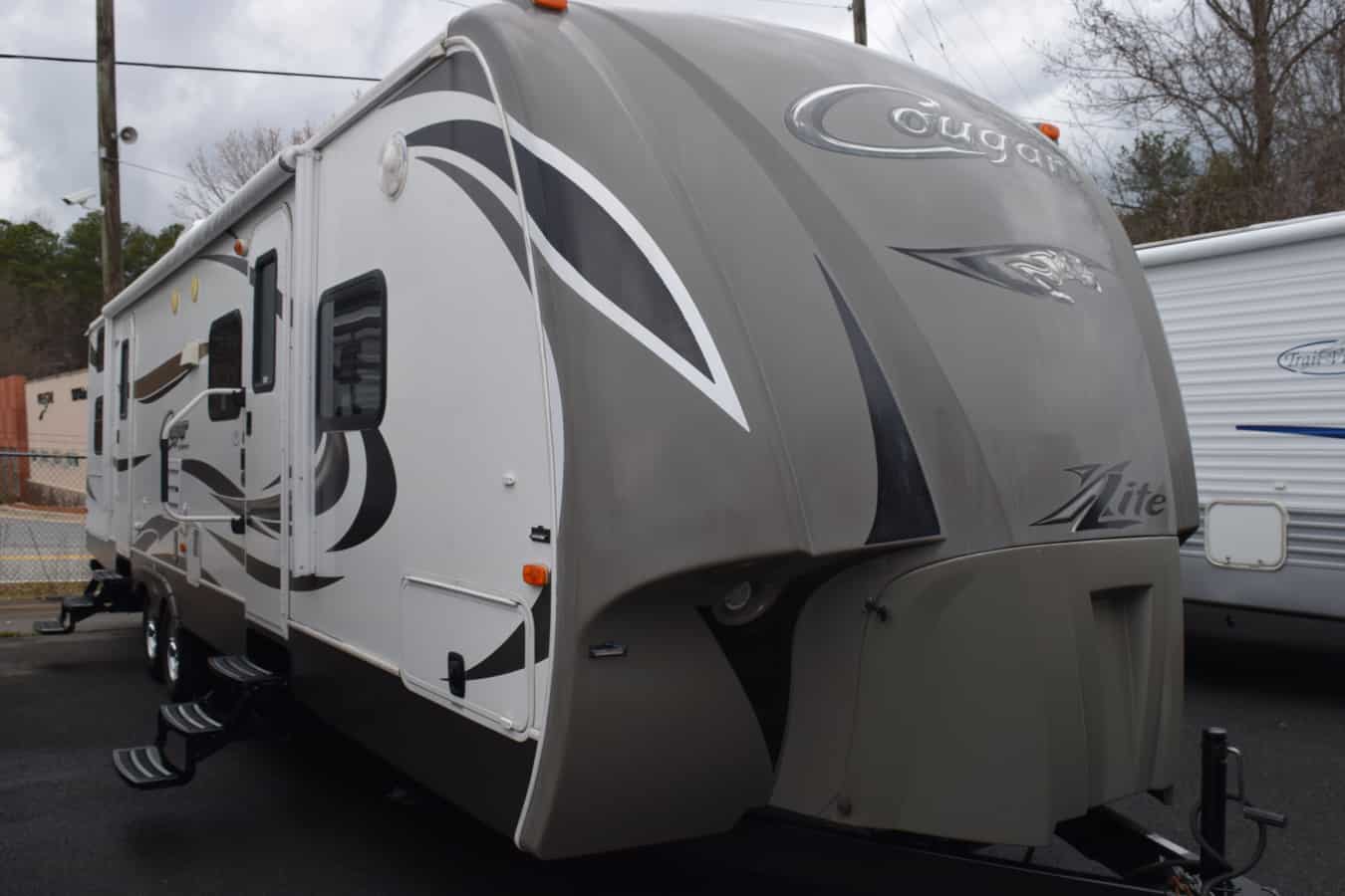 USED 2014 Keystone COUGAR 31SQB