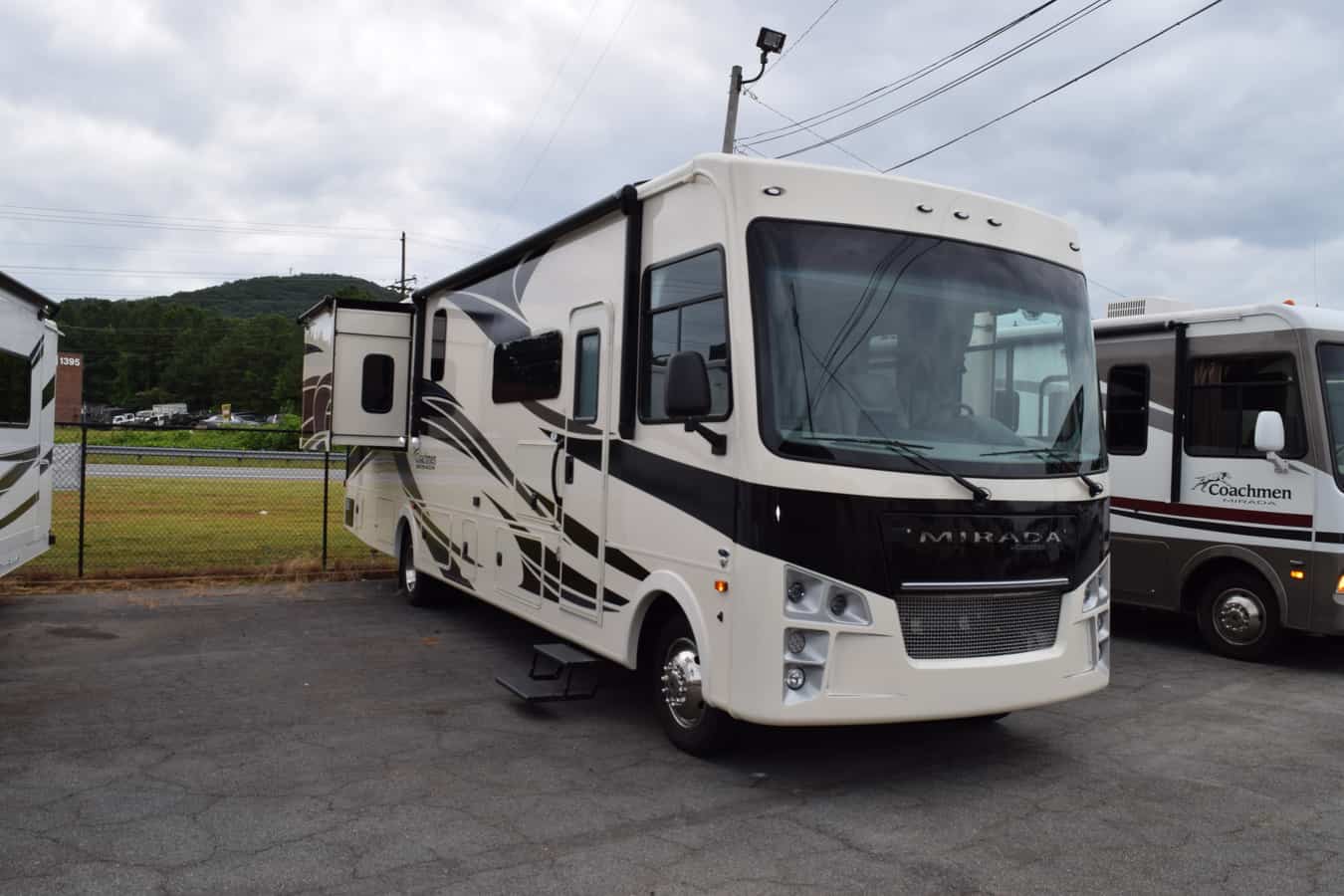 NEW 2021 Coachmen MIRADA 35 ES